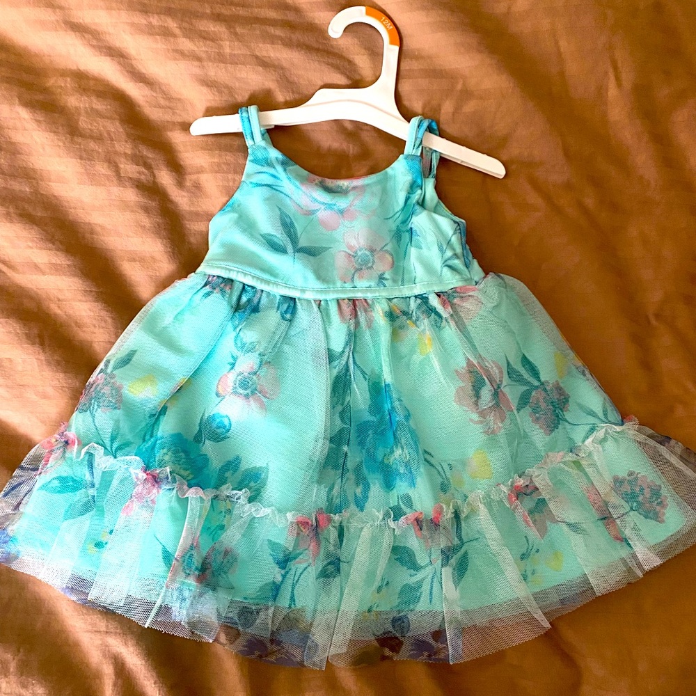 Girl’s Dress